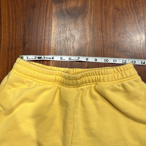 Mayfair The Label Yellow Sweat Shorts Size M/L - Picture 4 of 5